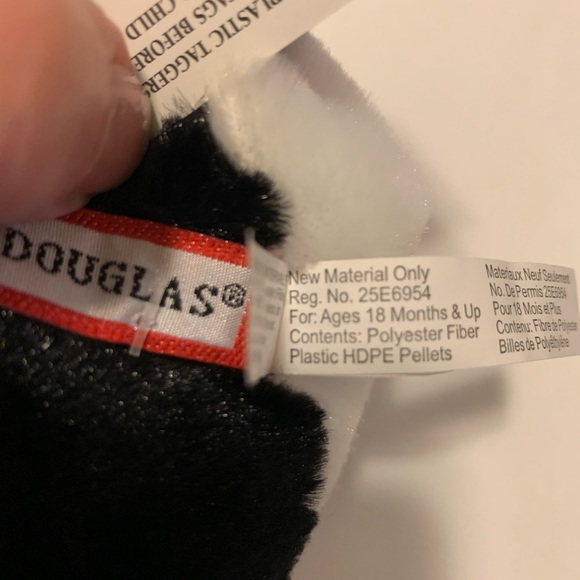 Waldo emperor penguin by Douglas plush penguin toy for 18 months plus - Picture 8 of 10